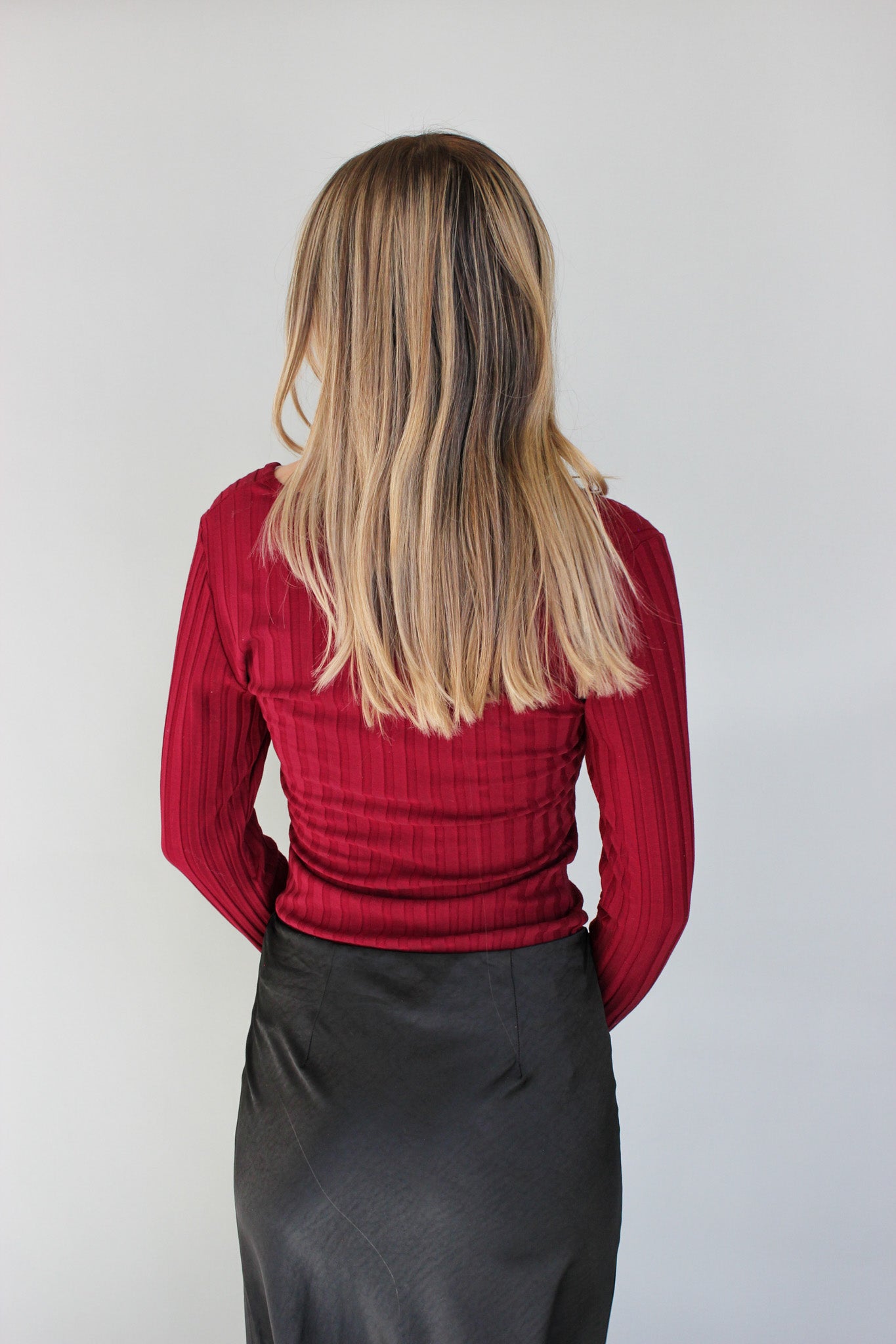 Square Neck L/S Top