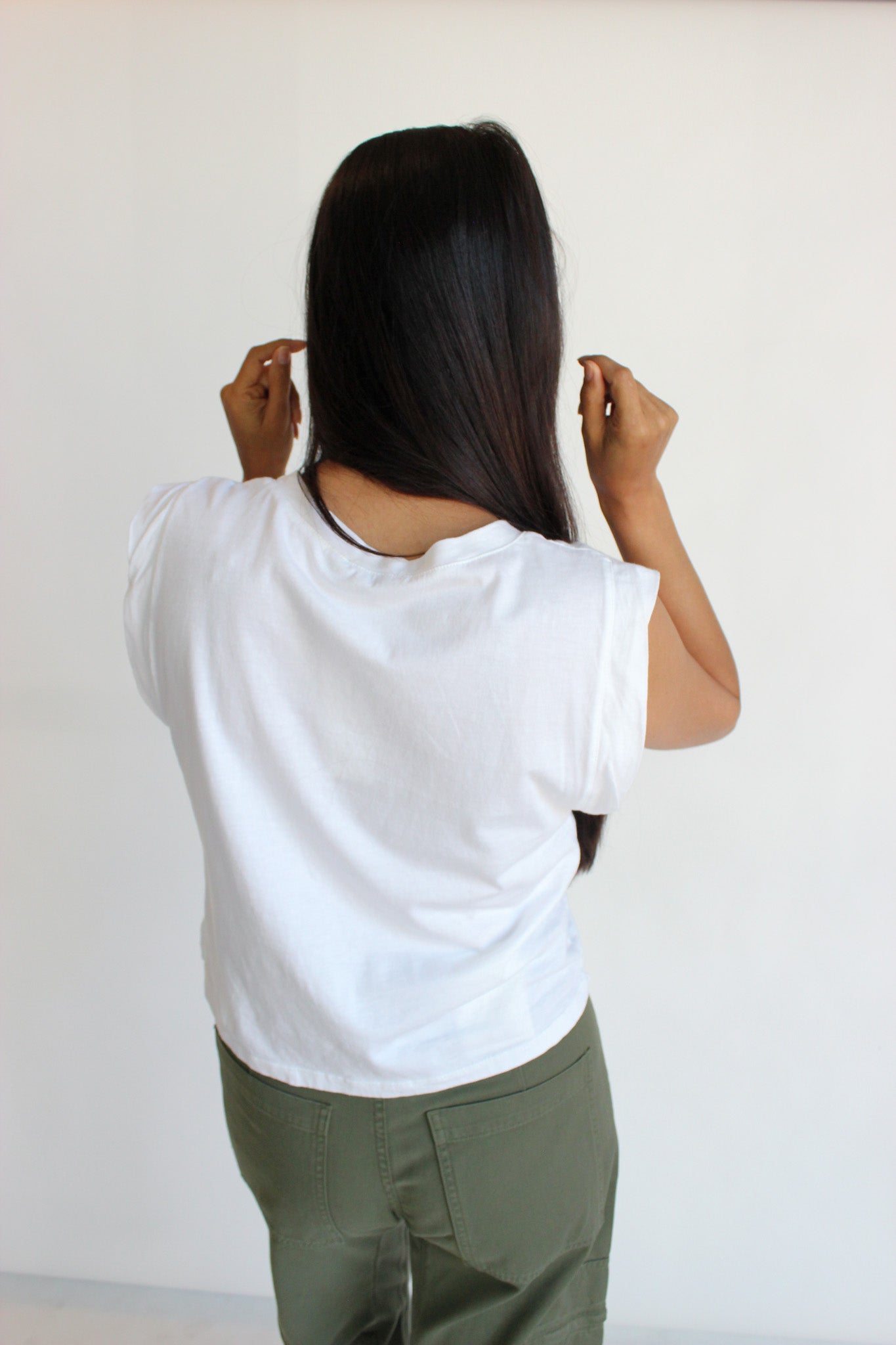 Muscle Tank W/ Twist