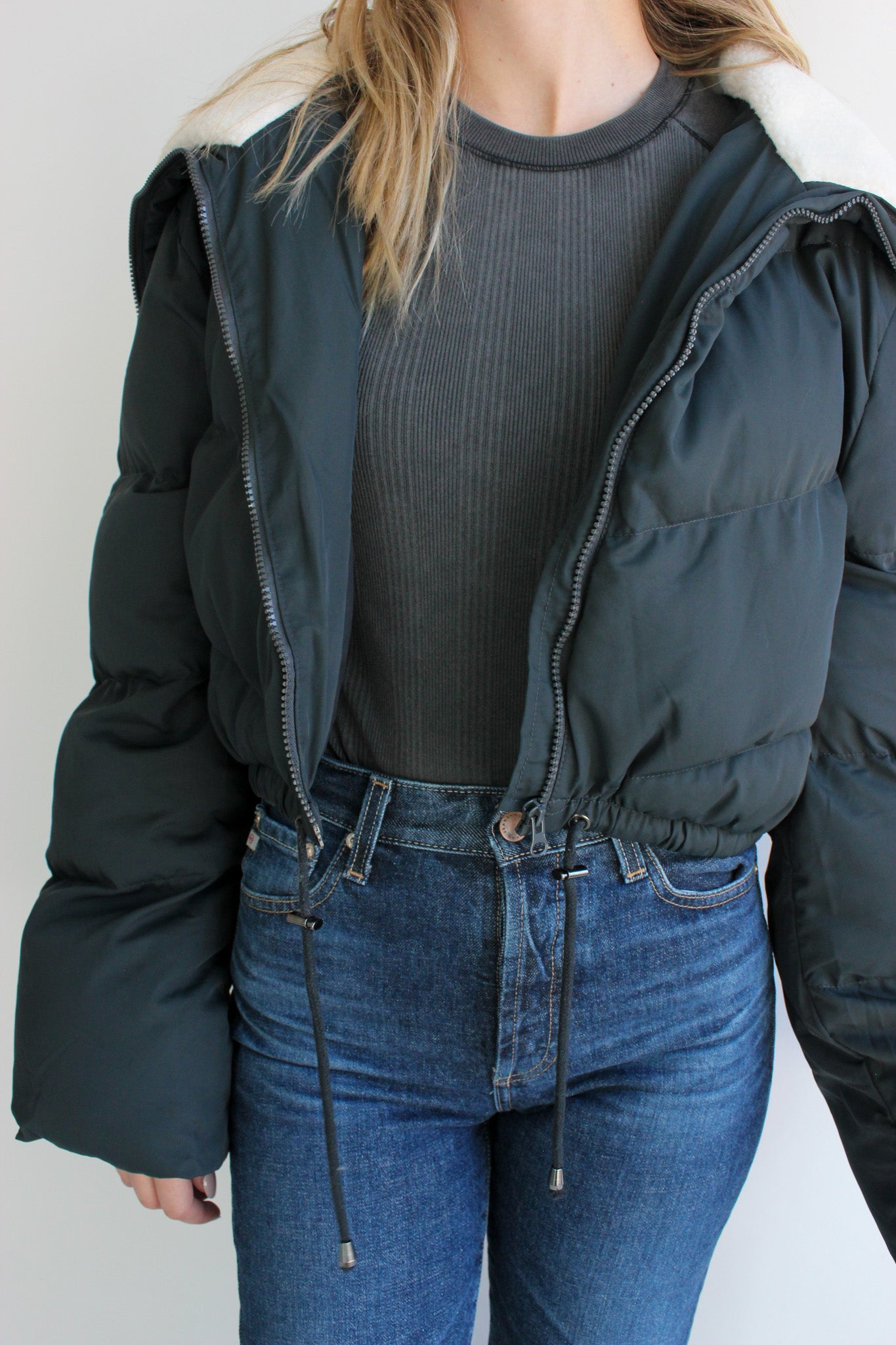 Cropped Puffer Jacket