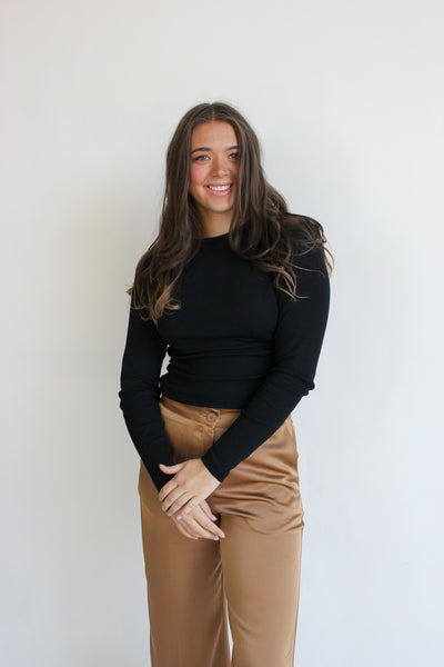 Side Shirred Crewneck L/S Tee