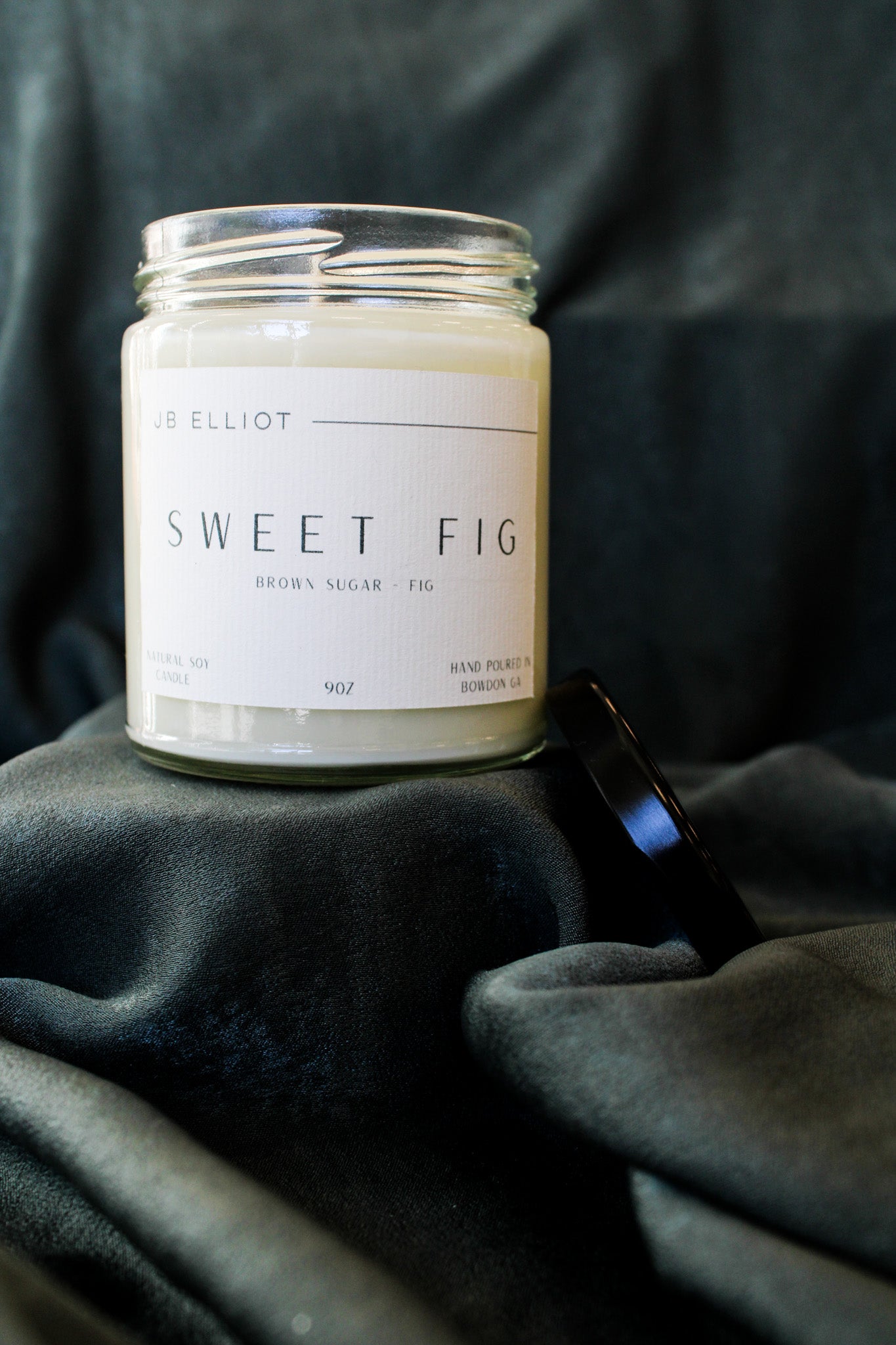 9 oz JB ELLIOT CANDLE