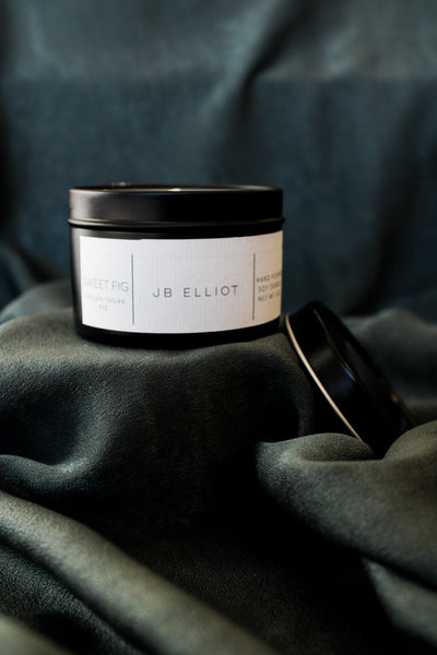 4 oz JB ELLIOT CANDLE